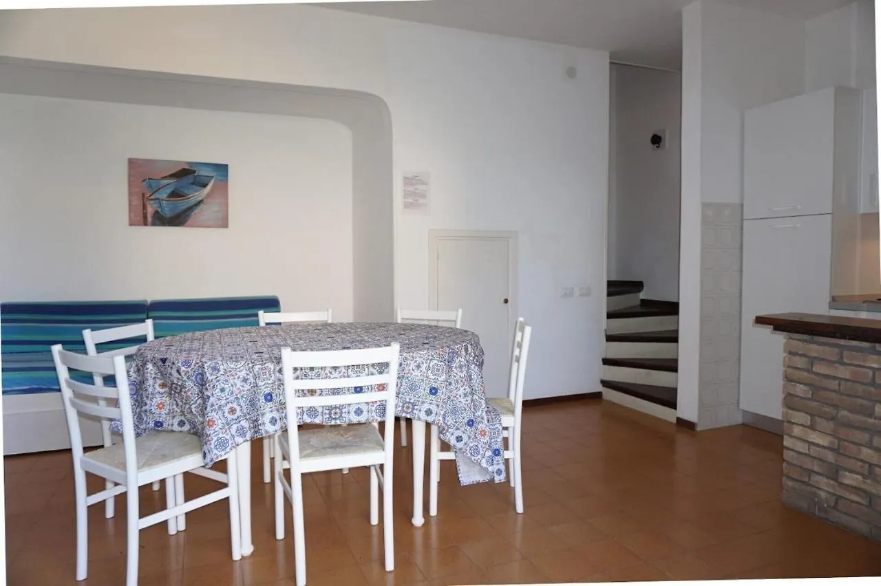 Relax In Our Charming Villa With Private Garden 圣玛格丽塔波尔勒港